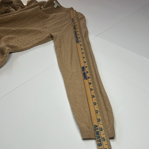 Talbots Women’s Cable Knit Long Sleeve V Neck 100% Cotton Sweater Tan Size Med - Picture 8 of 8